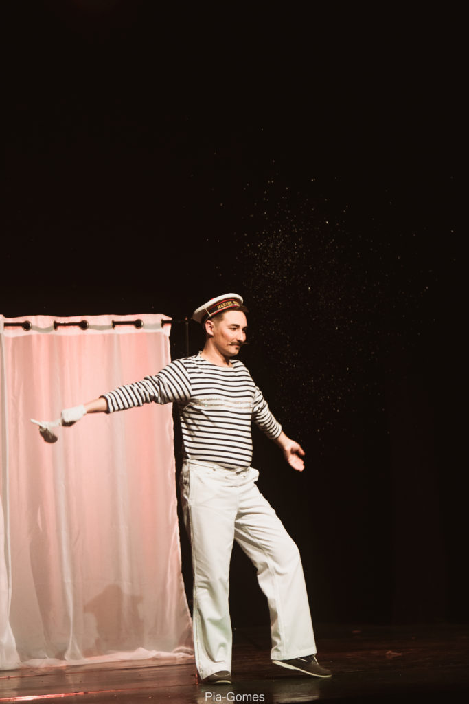 Effeuillage Burlesque, Drag et cours Burlesque à Reims