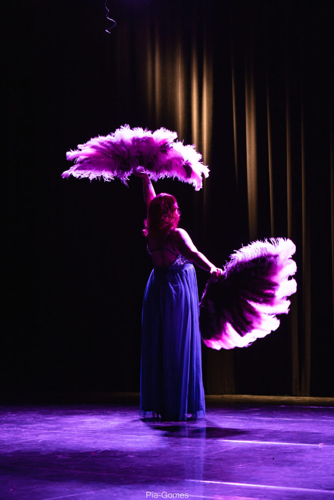 Effeuillage Burlesque, Drag et cours Burlesque à Reims